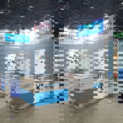 Maxima Stand